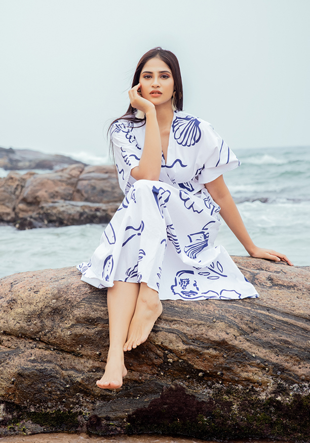 ALEXANDRA SEASHELL WHITE & BLUE DRESS